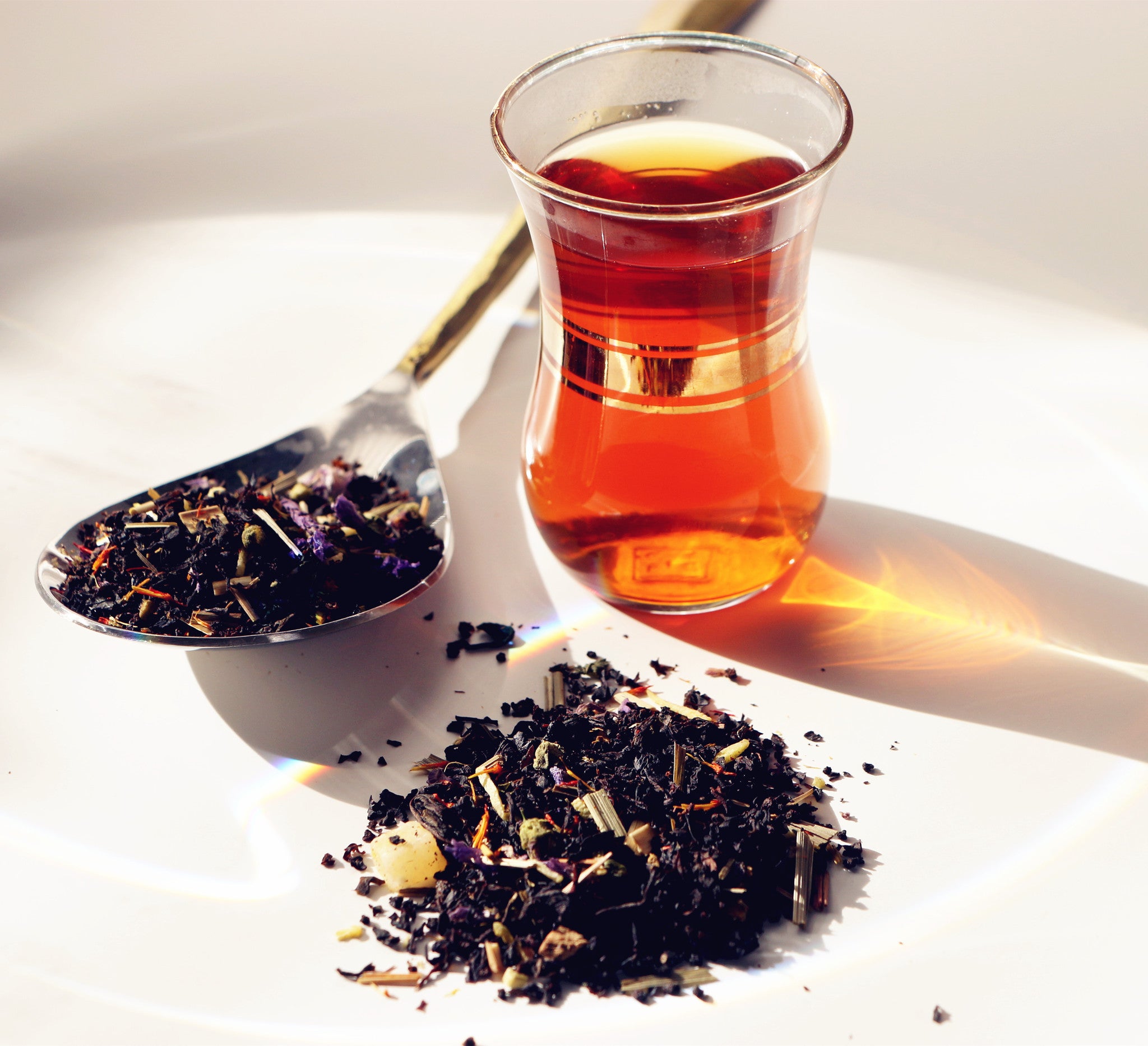 TEAliSe Assam Tropical Breeze